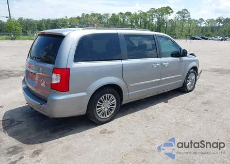 2016 Chrysler Town & Country Touring-L Anniversary Edition из США, поврежденный, VIN 2C4RC1CG5GR207321